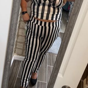 Torrid Beetlejuice Ponte Legging Size 1